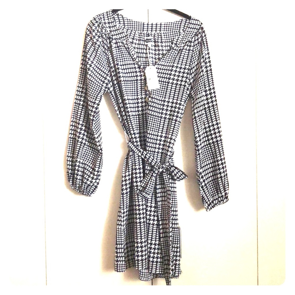 Mud Pie Tie Waist Dress